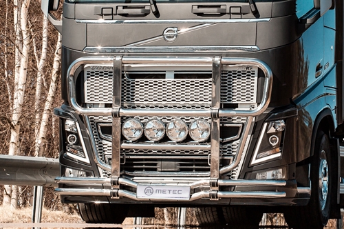 Bullbar staal verchroomd voor Volvo FH/FM voorbekabeld