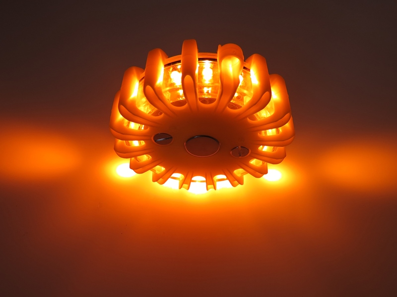 Prostrobe multi flare - 1 x oplaadbare pechlamp via 12/24V of 230V