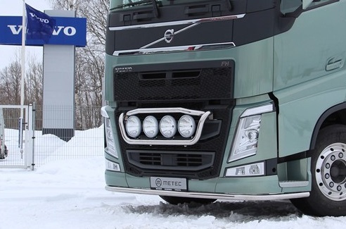 Lampenbeugel Volvo FH/FM vanaf 2012 voorzijde grille