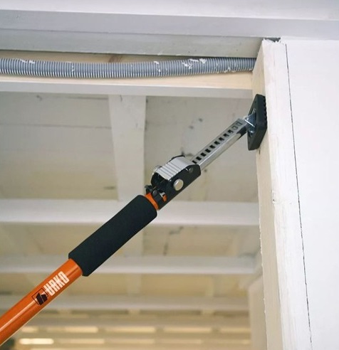 Ladingstang verstelbaar met stempels 101 - 177 cm